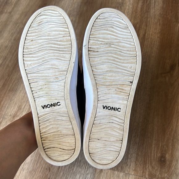 Vionic Kani Slip On Sneakers 6 - Picture 12 of 12